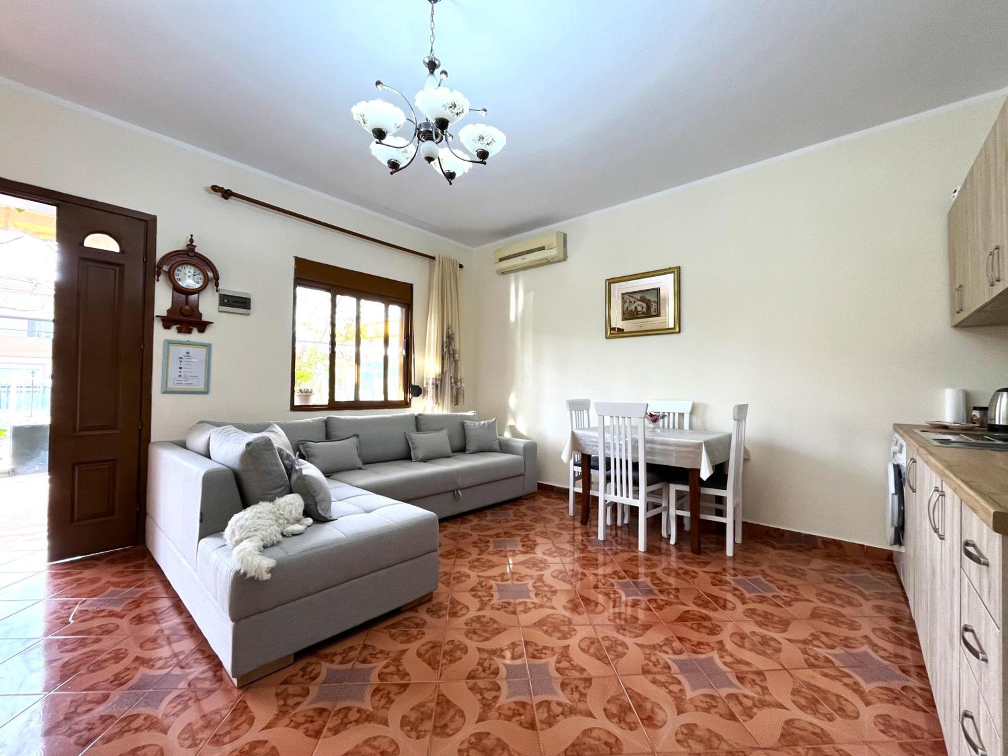 Beach & Chill Apartments Vlore Exterior photo